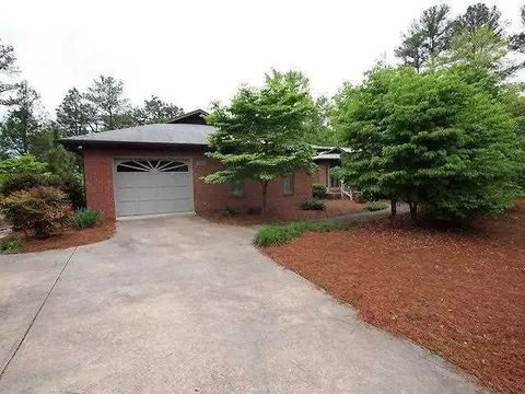 258 Firetree Ln, West End, NC 27376 photo 1