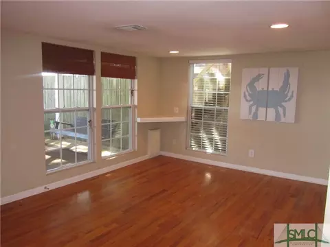 685 E 1st St, Midway, GA 31320 photo 3