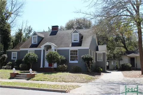 1213 E 51st St, Savannah, GA 31404 photo 2