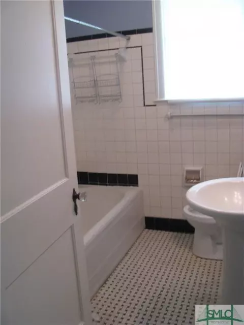 1213 E 51st St, Savannah, GA 31404 photo 11