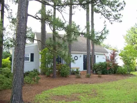 144 E Shenandoah Rd, West End, NC 27376 photo 2