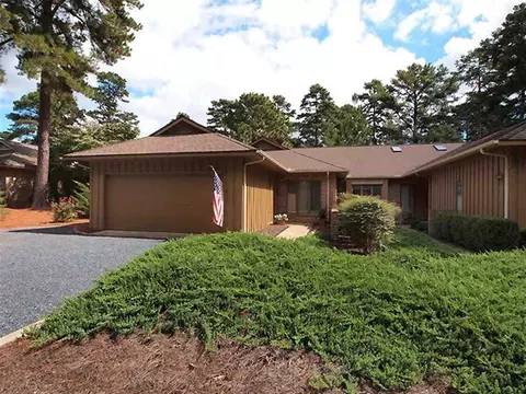 150 Fairway Dr, Pinehurst, NC 28374 photo 1