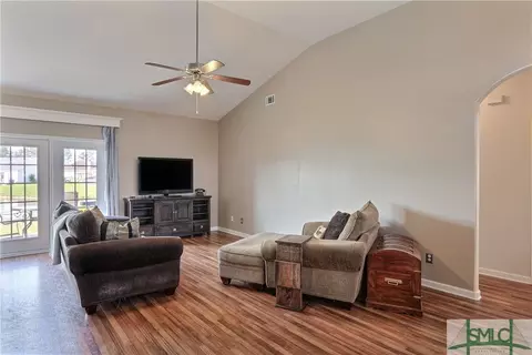 13 Bay Willow Ct, Savannah, GA 31407 photo 8