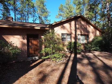 385 Sugar Pine Dr, Pinehurst, NC 28374 photo 2