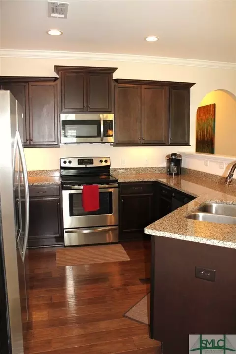 107 Regency Cir, Pooler, GA 31322 photo 9