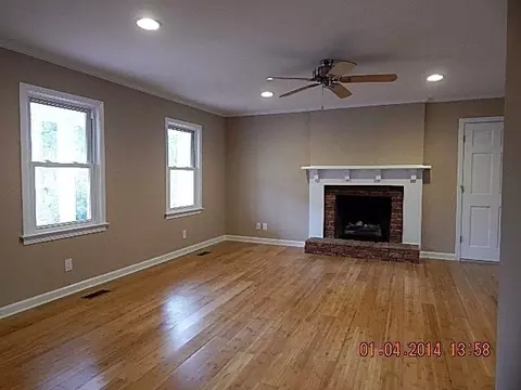 272 Firetree Ln, West End, NC 27376 photo 4