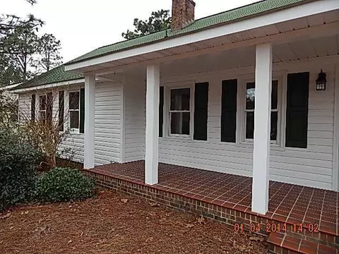 272 Firetree Ln, West End, NC 27376 photo 2