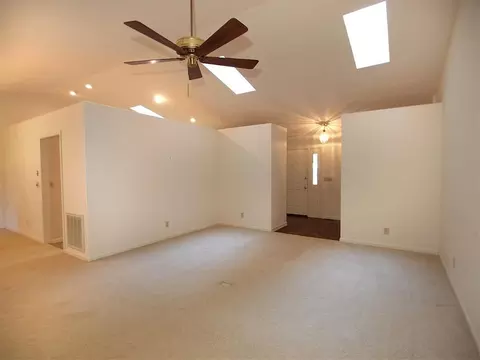 182 W Devonshire Ave, West End, NC 27376 photo 6