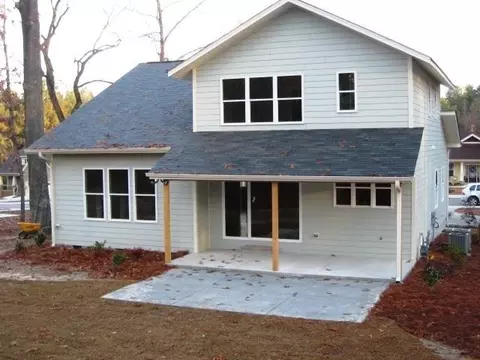 155 Devon Cr, Aberdeen, NC 28315 photo 2