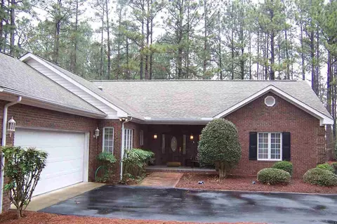 3 Travis Ln, Pinehurst, NC 28374 photo 2
