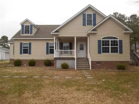 704 Lucas St, Erwin, NC 28339 photo 1