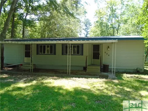 252 Pine Ave, Midway, GA 31320 photo 6