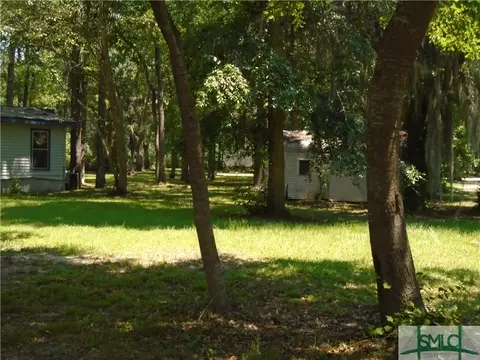 252 Pine Ave, Midway, GA 31320 photo 8