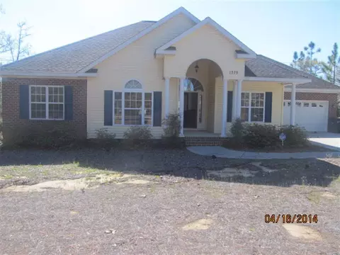 1379 Burning Tree Rd, Pinehurst, NC 28374 photo 1
