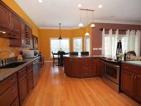 389 Longleaf Dr, West End, NC 27376 photo 8