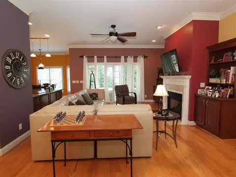 389 Longleaf Dr, West End, NC 27376 photo 5