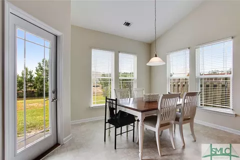 172 Lakepointe Dr, Savannah, GA 31407 photo 13