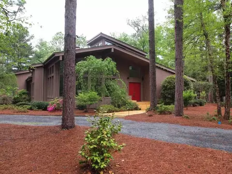 225 Linden Rd, Pinehurst, NC 28374 photo 1