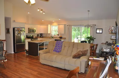 114 Central Dr, Aberdeen, NC 28315 photo 13
