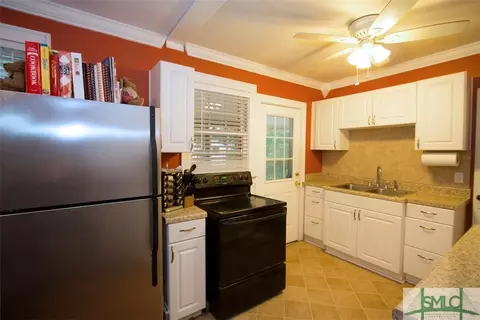 1307 E 51st St, Savannah, GA 31404 photo 8