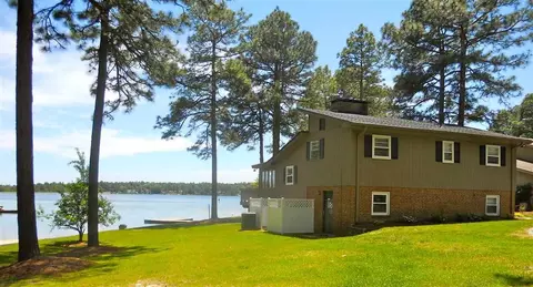 177 Firetree Ln, West End, NC 27376 photo 1