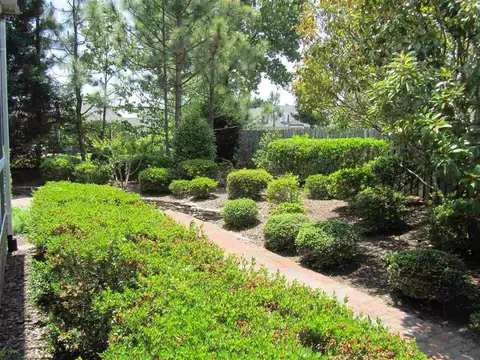 145 Surry S Cir, Pinehurst, NC 28374 photo 3