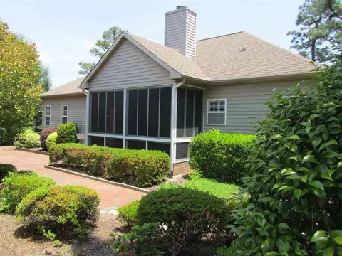 145 Surry S Cir, Pinehurst, NC 28374 photo 2