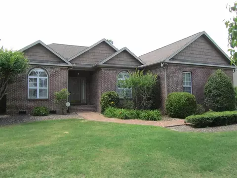 145 Surry S Cir, Pinehurst, NC 28374 photo 1