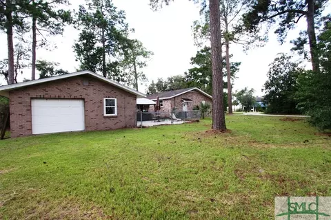 15 Circle Dr, Midway, GA 31320 photo 2
