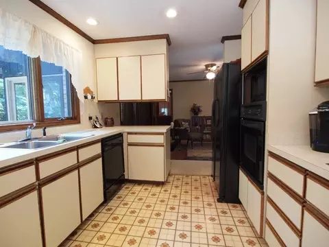 151 E Shenandoah Rd, West End, NC 27376 photo 6