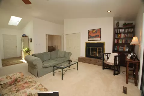 8 St Georges Dr, Pinehurst, NC 28374 photo 4