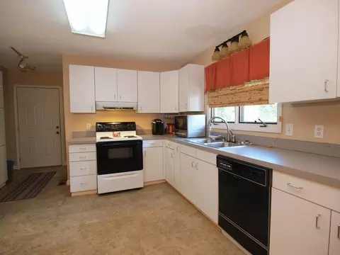 1220 Pee Dee Rd, Aberdeen, NC 28315 photo 7