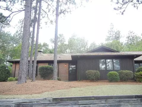 46 Garden Villa Dr, Pinehurst, NC 28374 photo 1