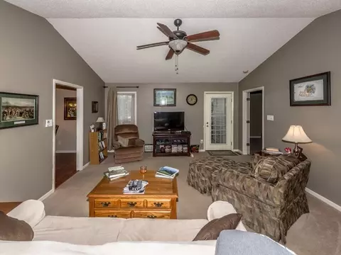 160 Old Hunt Rd, Pinehurst, NC 28374 photo 3