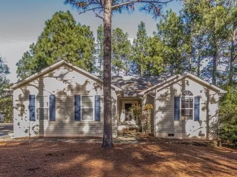 160 Old Hunt Rd, Pinehurst, NC 28374 photo 1