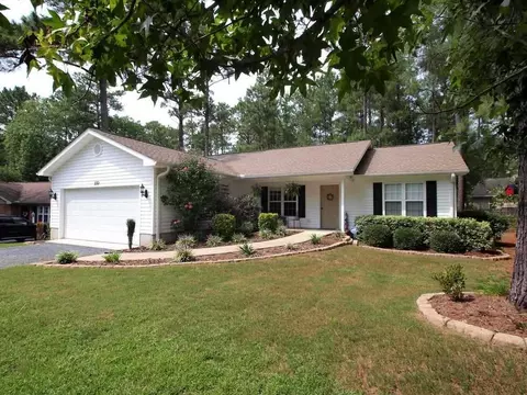 230 Sandhills Cir, Pinehurst, NC 28374 photo 1