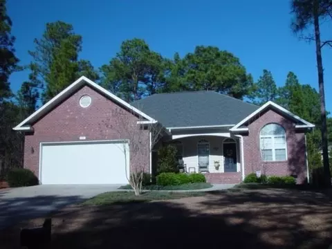 150 E Lake View Dr, Pinehurst, NC 28374 photo 1