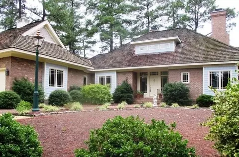 160 Eldorado Ln, Pinehurst, NC 28374 photo 1