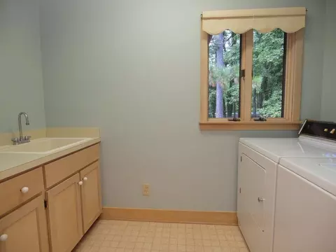 175 Firetree Ln, West End, NC 27376 photo 17