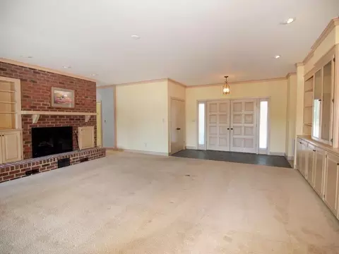 175 Firetree Ln, West End, NC 27376 photo 2