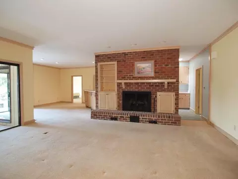 175 Firetree Ln, West End, NC 27376 photo 3