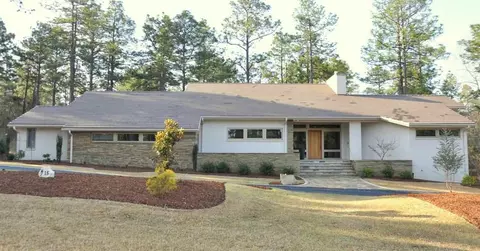 13 Ridgeland St, Pinehurst, NC 28374 photo 1