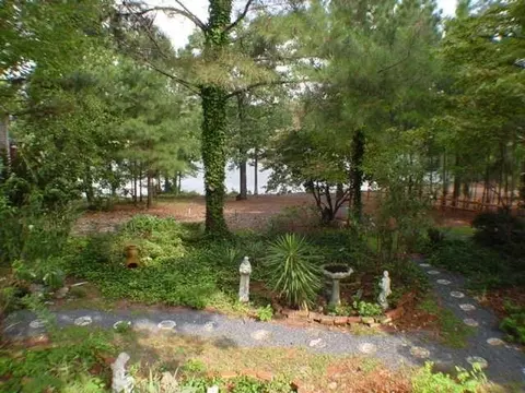 264 Firetree Ln, West End, NC 27376 photo 12