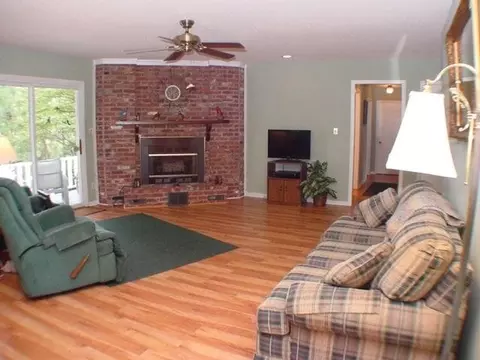 264 Firetree Ln, West End, NC 27376 photo 4