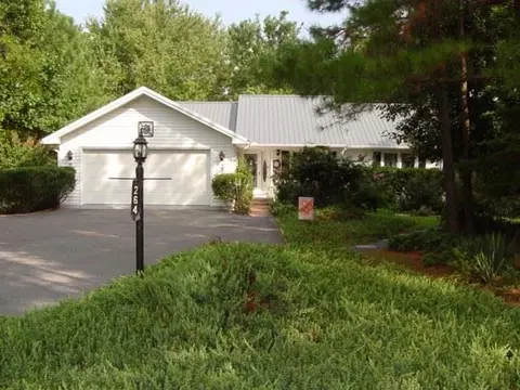 264 Firetree Ln, West End, NC 27376 photo 1