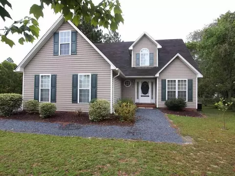 136 E Shenandoah Rd, West End, NC 27376 photo 1