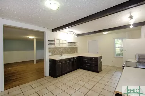 9 W 49th St, Savannah, GA 31405 photo 6