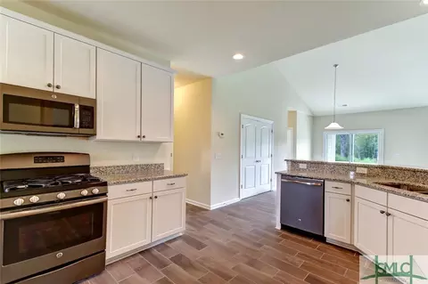 32 Belle Gate Ct, Pooler, GA 31322 photo 9