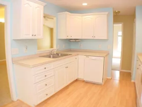 271 Firetree Ln, West End, NC 27376 photo 10