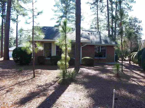 400 Pinehurst Trace Dr, Pinehurst, NC 28374 photo 2